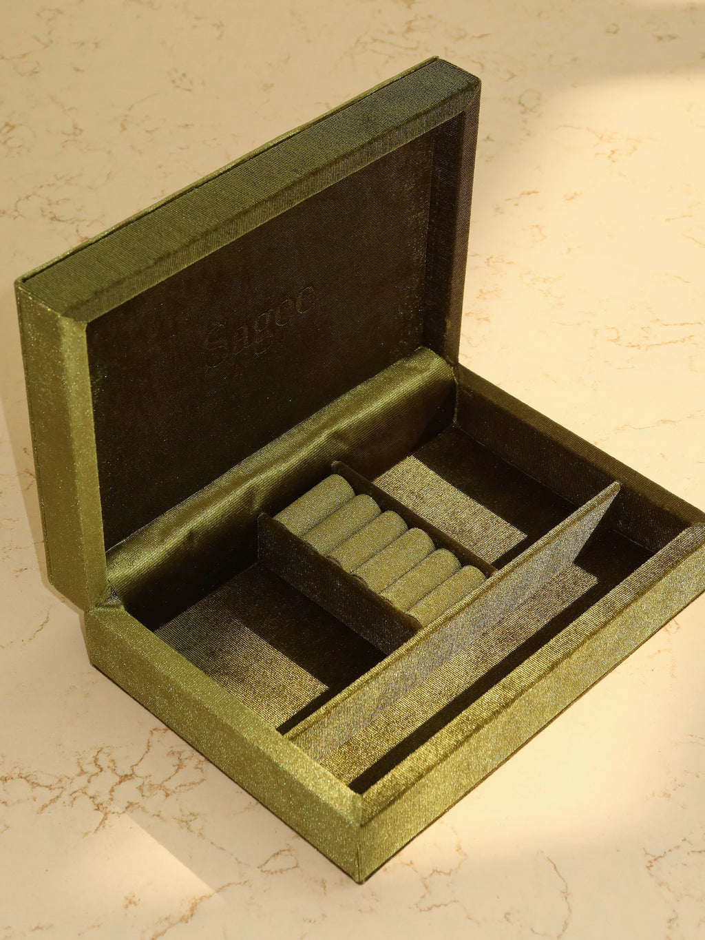 Sagee Iconic Jewelry Box