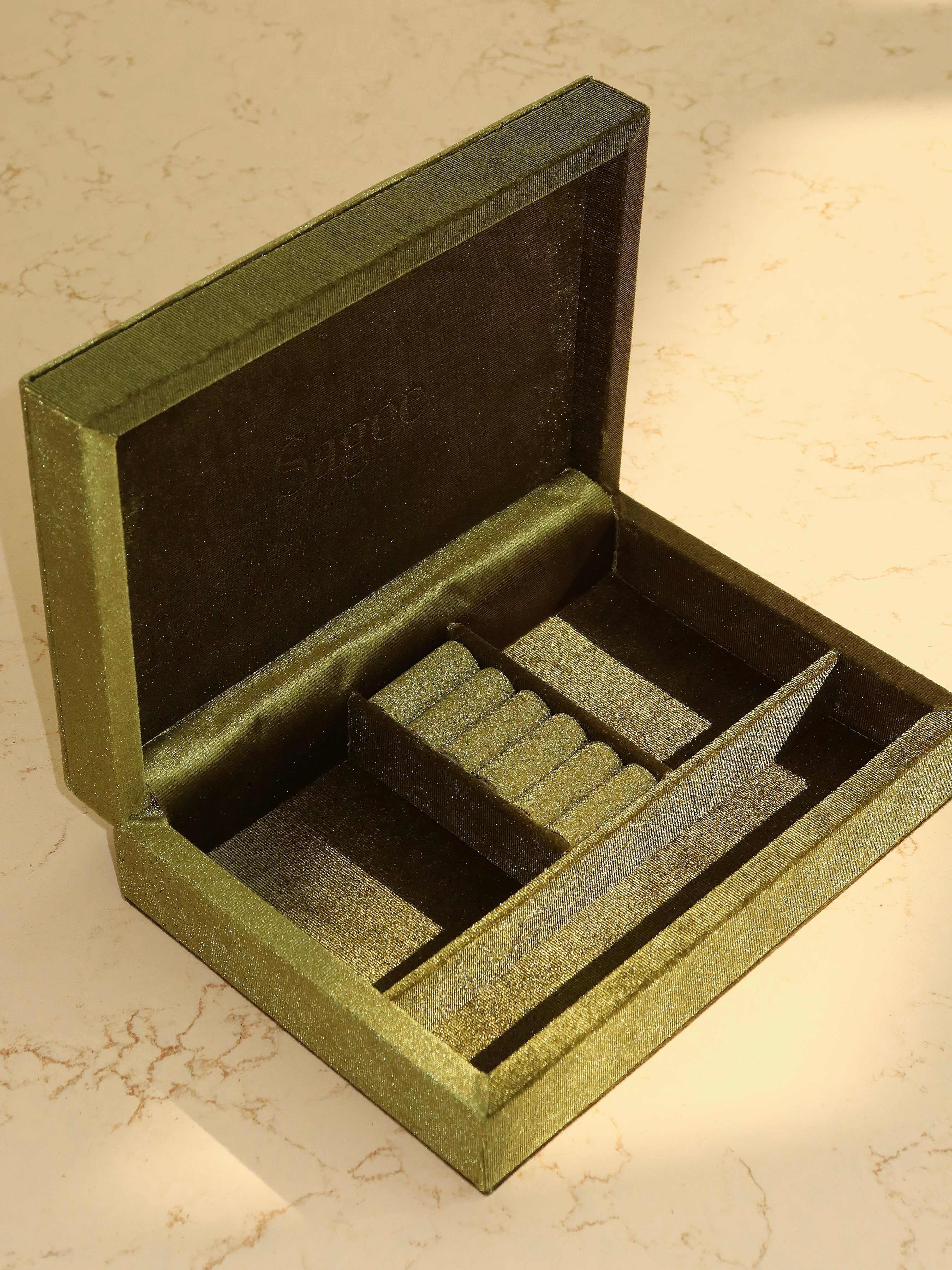 Sagee Iconic Jewelry Box