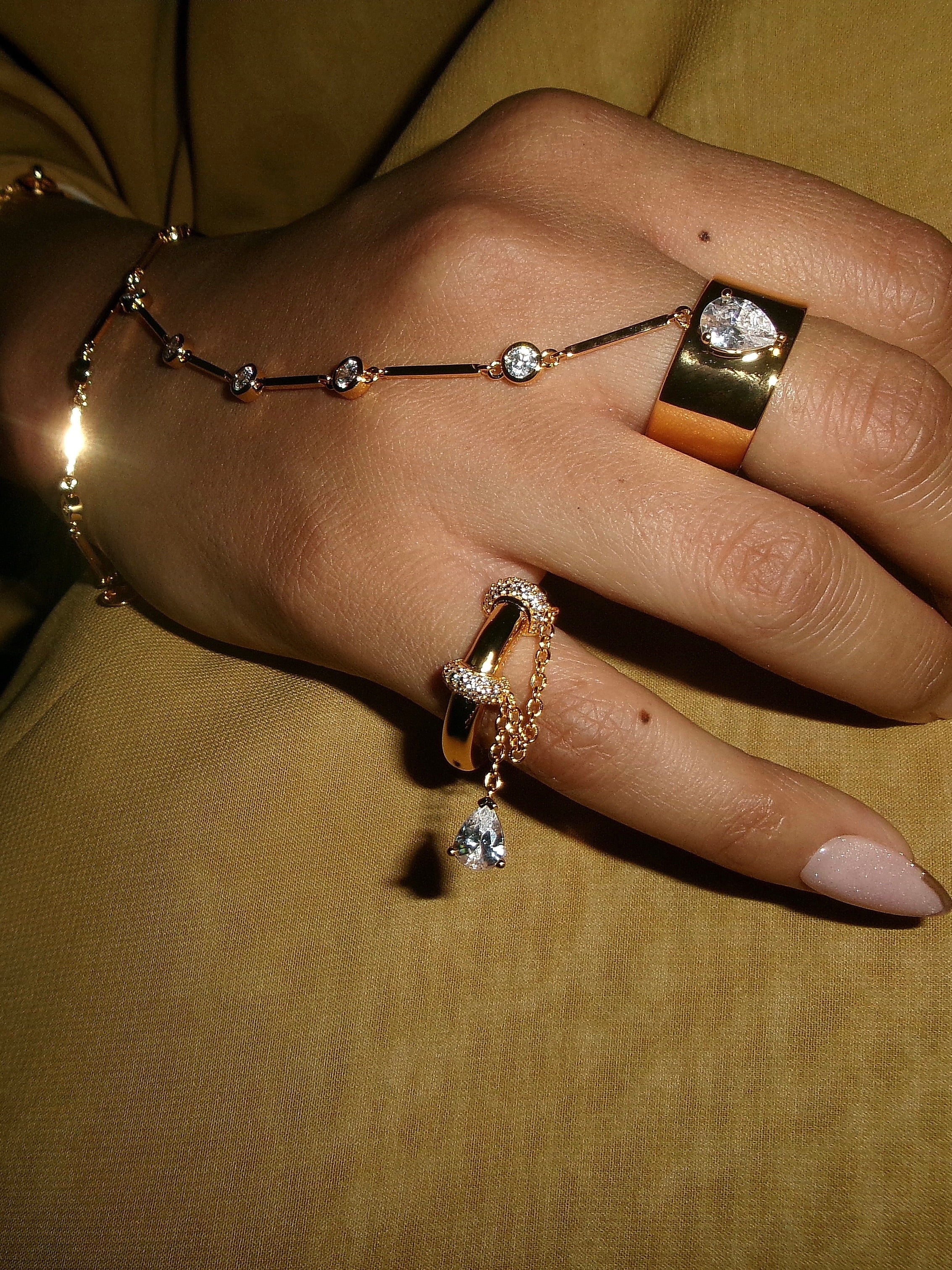 Goddess Aura Hand Chain
